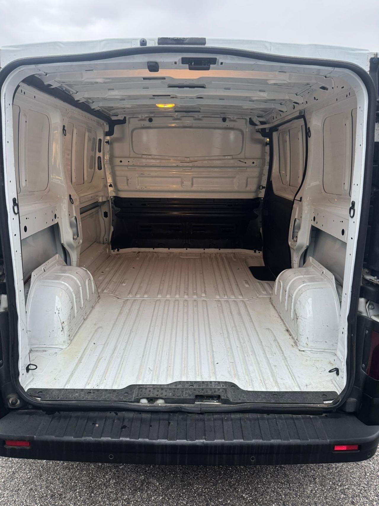 Opel Vivaro 27 1.6 BiTurbo S&S PC-TN Furgone Edition