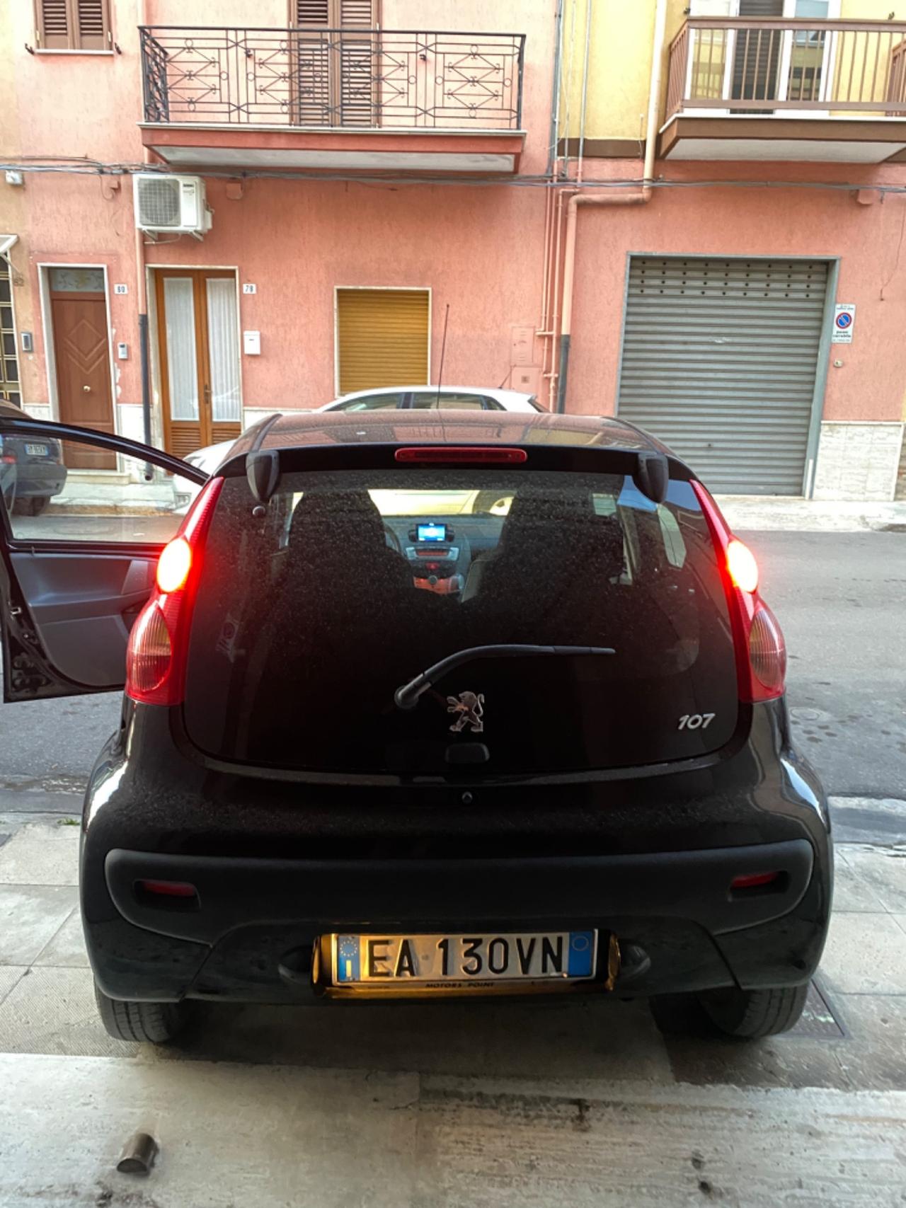 Peugeot 107 1.0 68CV 5p. Sweet Years
