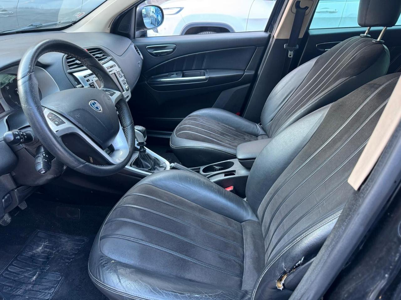 Lancia Delta 1.6 MJT DPF Argento*CERCHI