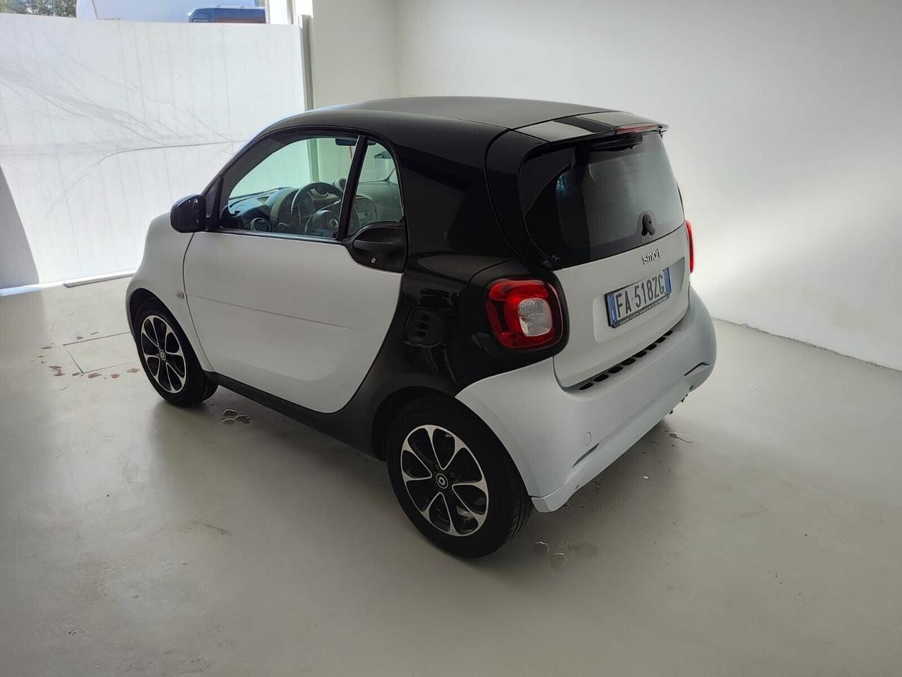 Smart ForTwo 70 1.0 unico proprietario permuto