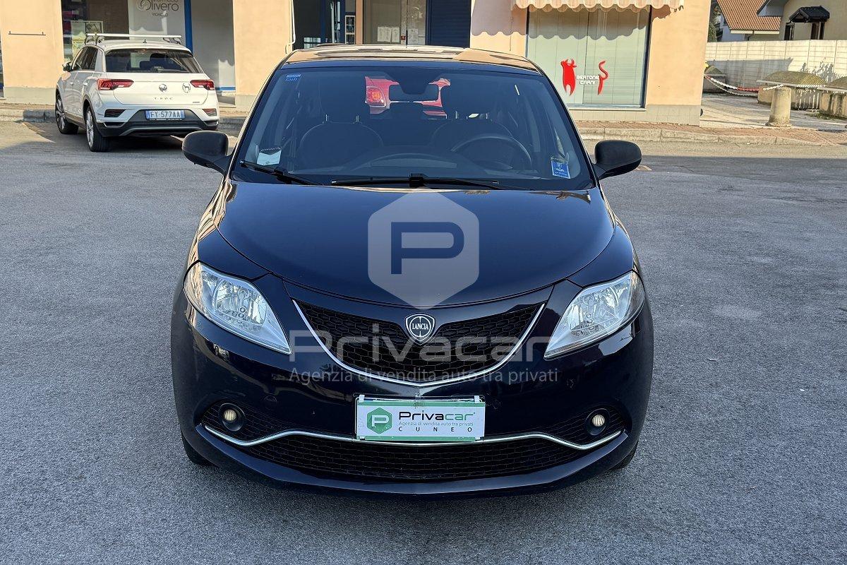 LANCIA Ypsilon 1.2 69 CV 5 porte Silver