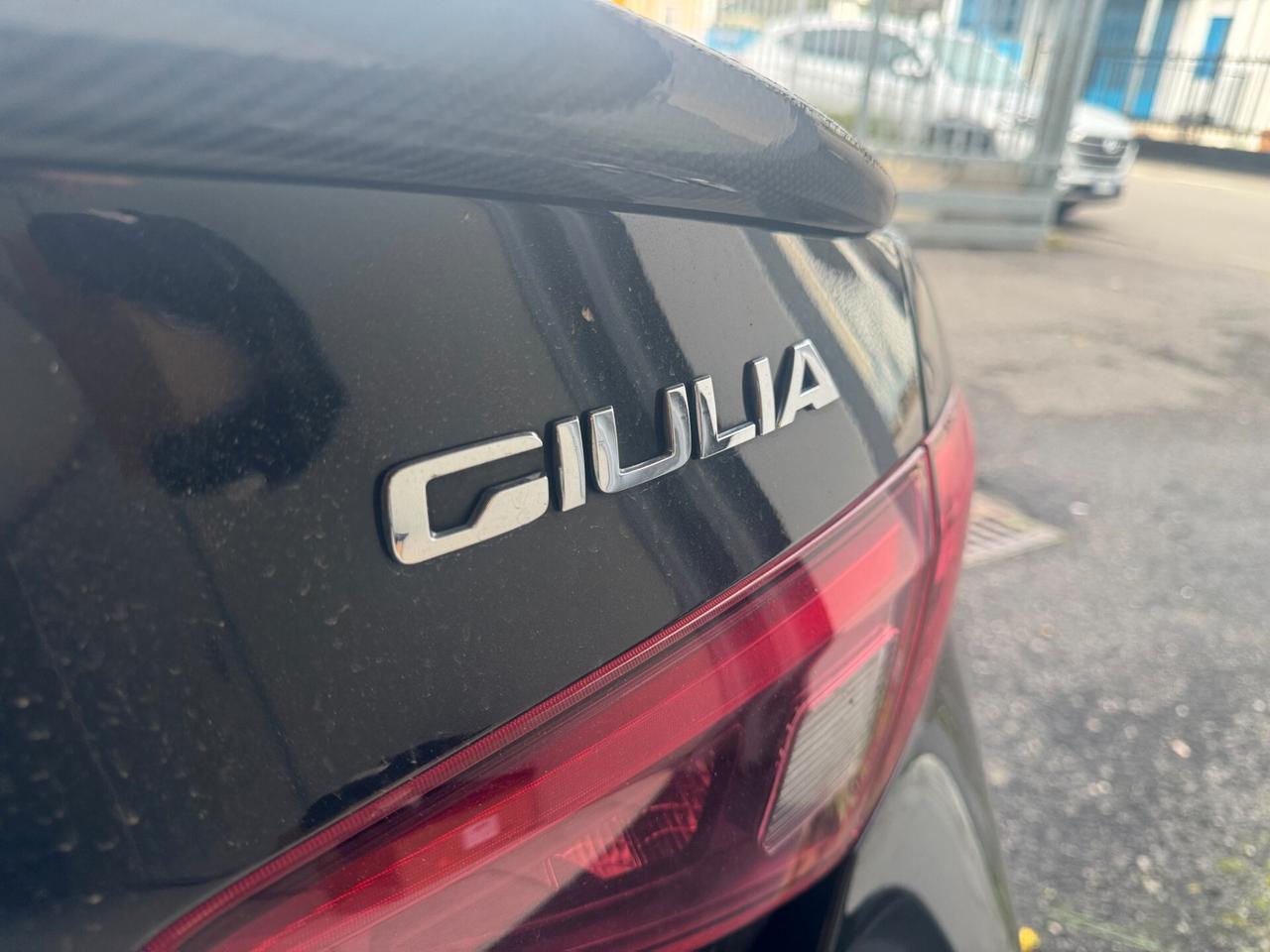 ALFA ROMEO Giulia 2.2 Turbodiesel 210 CV AT8 AWD Q4 Veloce