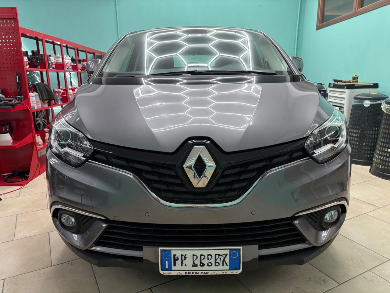 Renault Grand Scenic Blue dCi 120 CV DA VETRINA