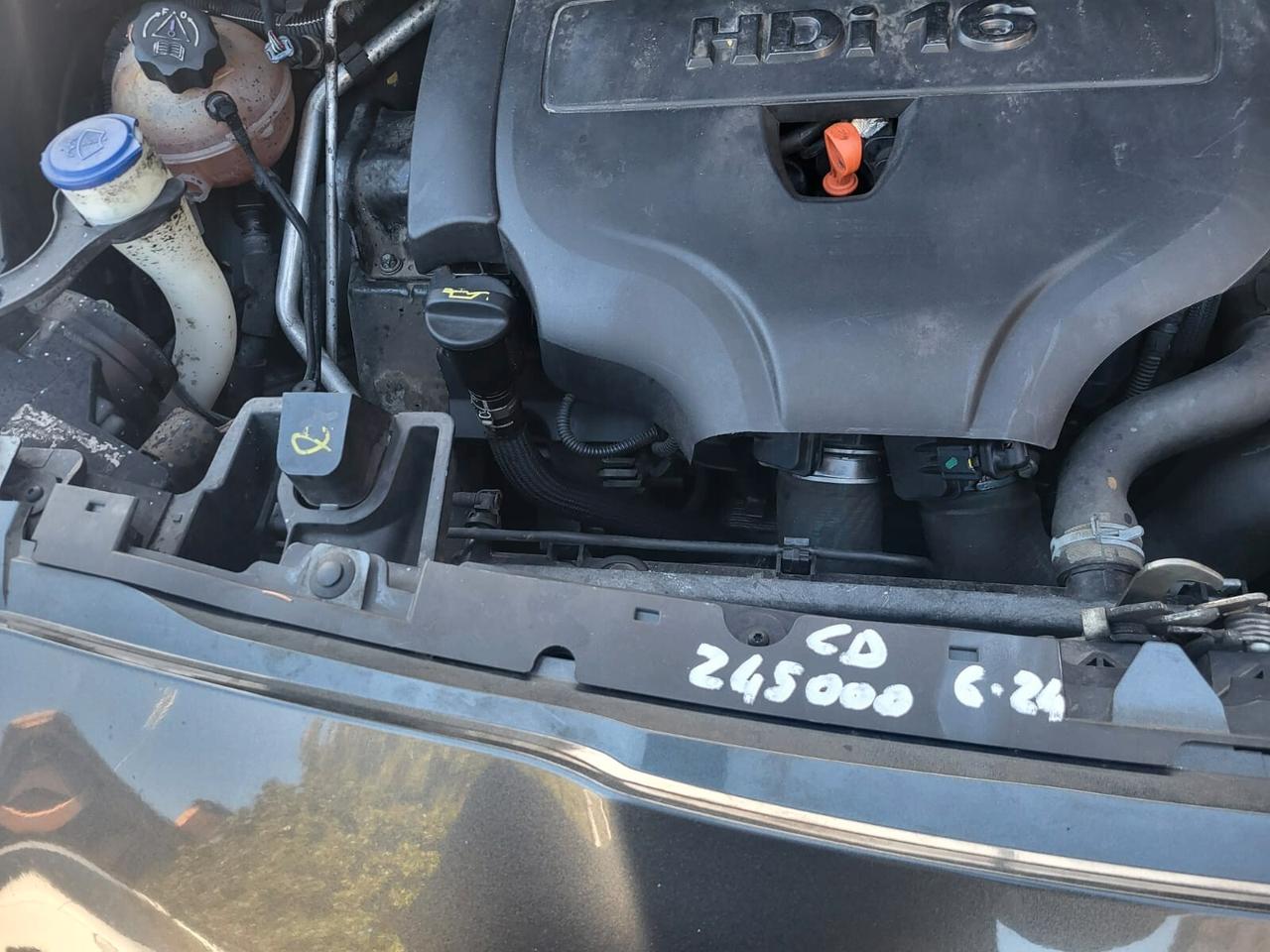 Peugeot 5008 2.0 HDi 150CV Féline