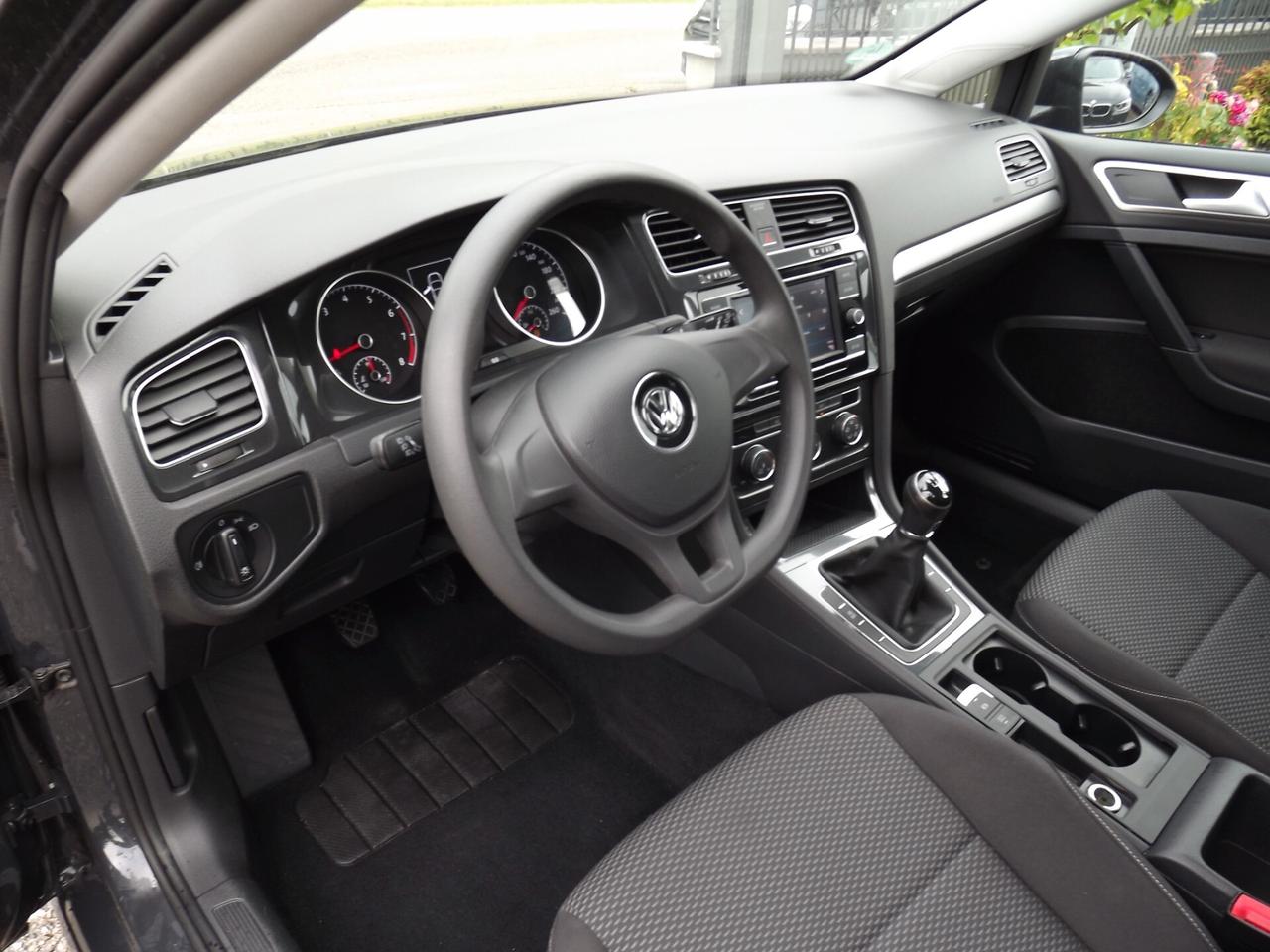 Volkswagen Golf 1.0 TSI 85 CV 5p. Trendline BlueMotion Technology