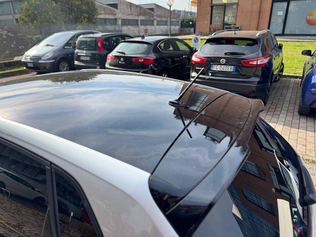 Volkswagen Polo 1.0 tsi R- LINE 95cv