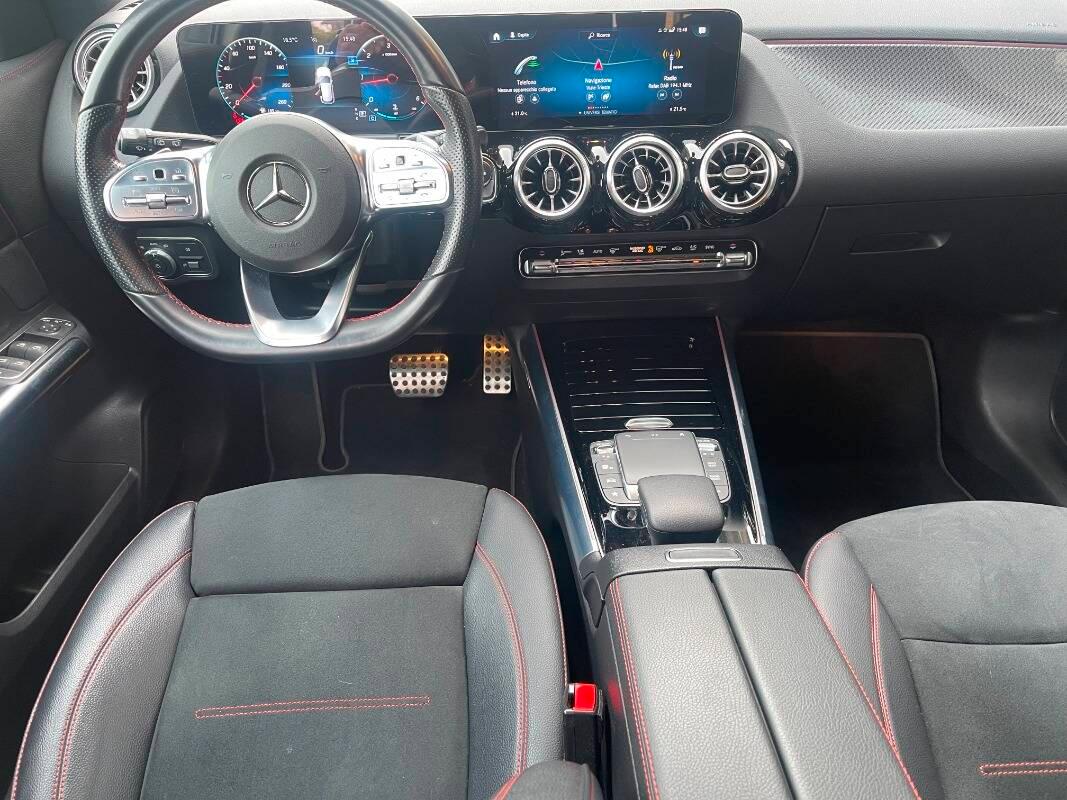 Mercedes Classe GLA 200 d Premium Pack Night Telecamera AMG