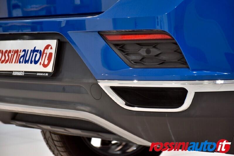 VOLKSWAGEN T-ROC 2.0 TDI 150 CV DSG BUSINESS R17 + BAULE ELETTRICO