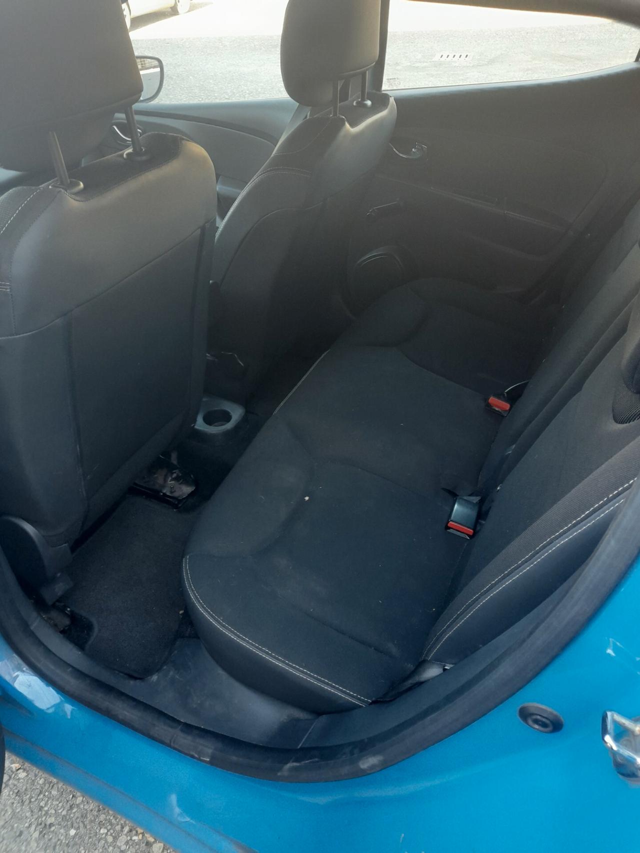 Renault Clio 1.2 16V 5 porte Dynamique