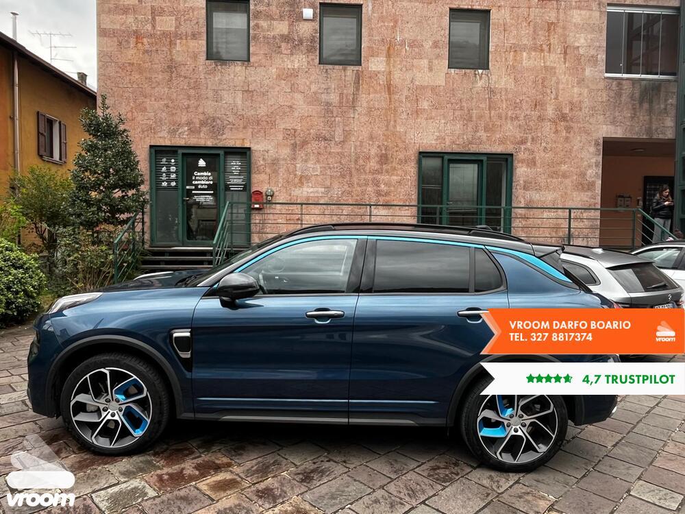 LYNK&CO 01 01 PHEV