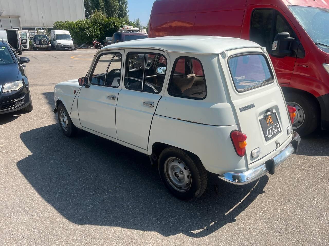 Renault R 4 Metano