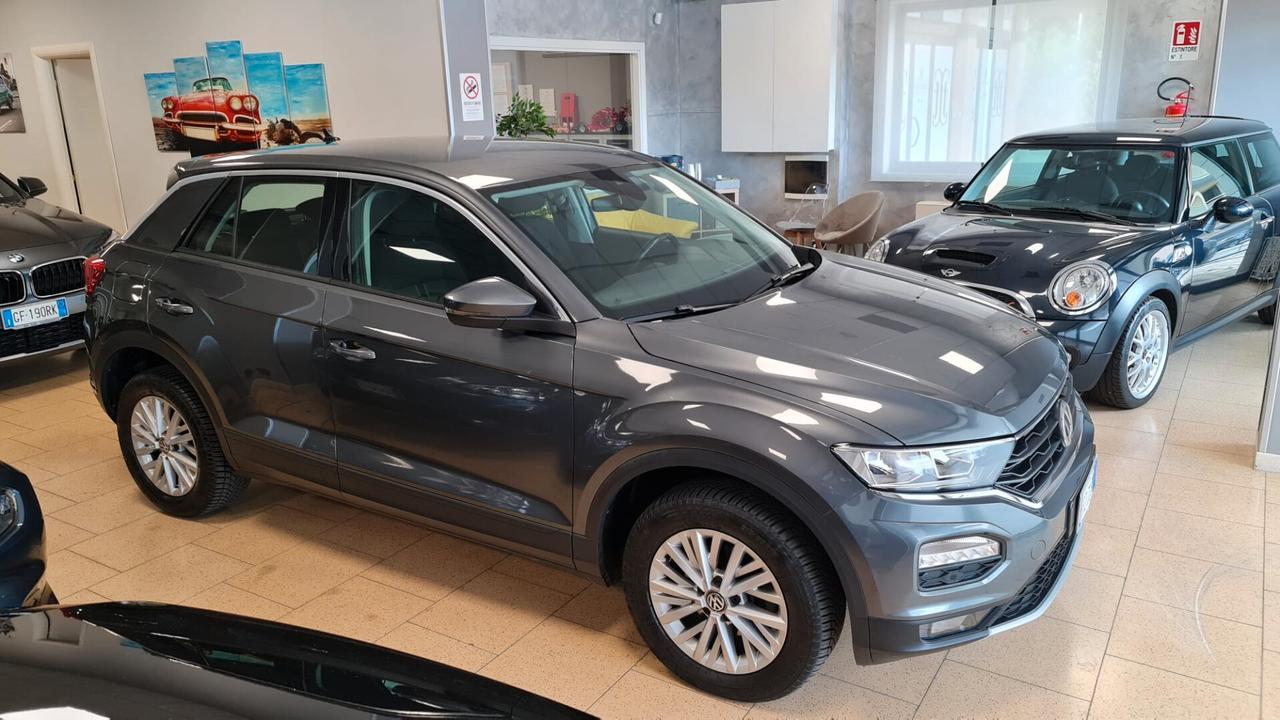 Volkswagen T-Roc 1.6 TDI SCR Business BlueMotion Technology