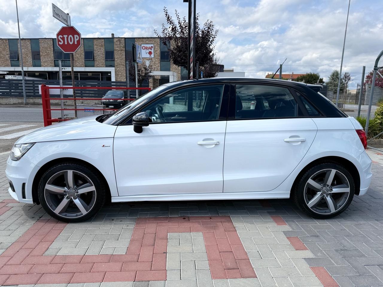 Audi A1 1.2 TFSI S line 5 PORTE -NEOPATENTATI