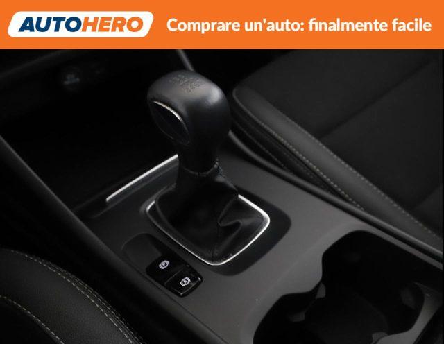 VOLVO XC40 T3 Momentum Pro