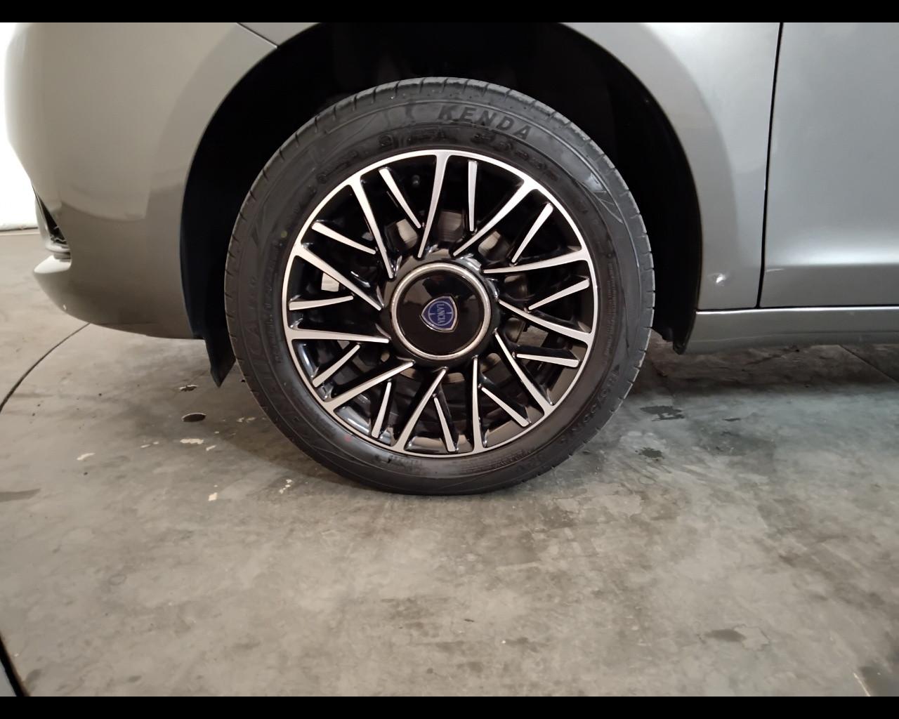 LANCIA Ypsilon III 2015 - Ypsilon 1.2 Gold s&s 69cv my19