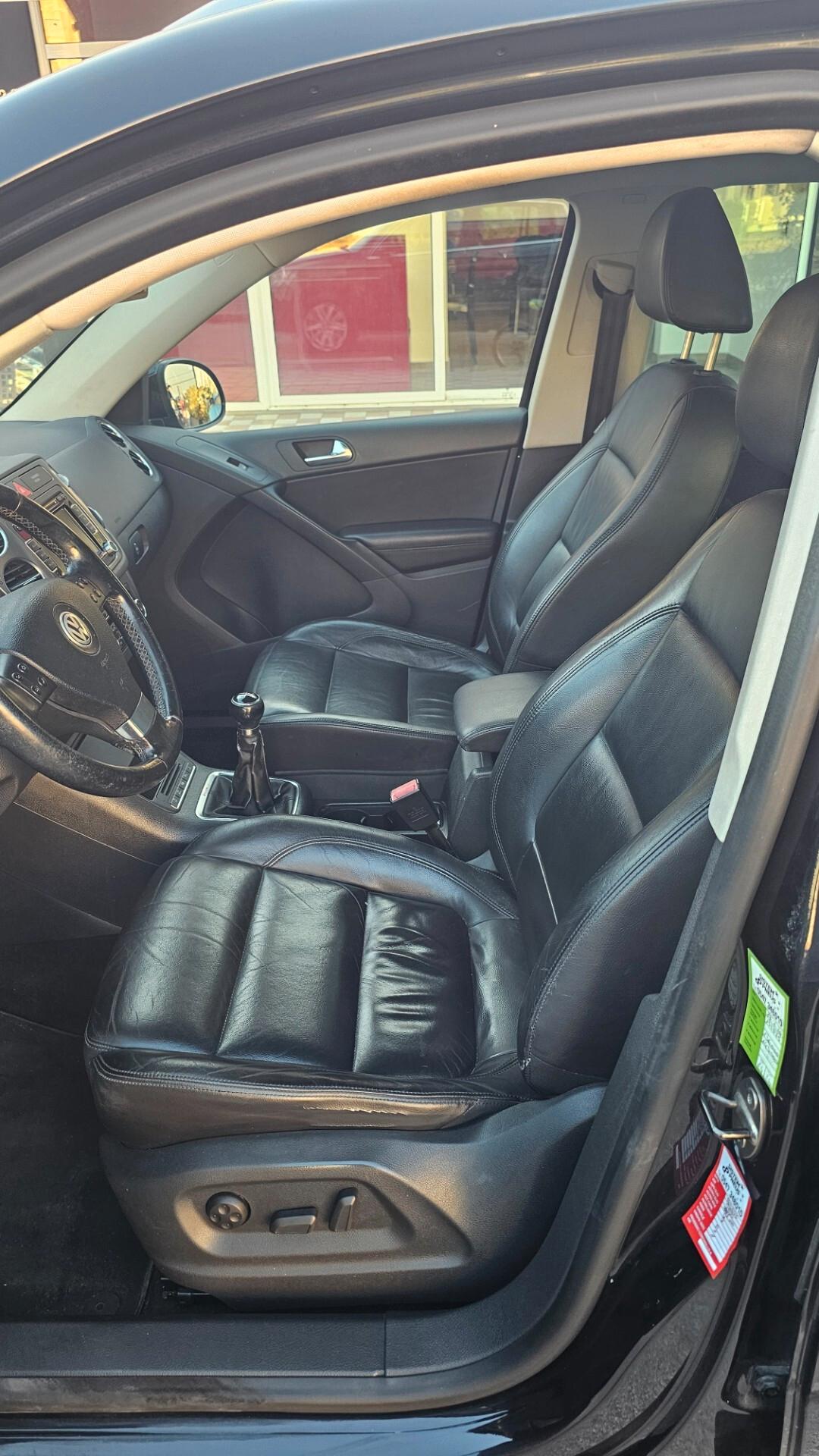 Volkswagen Tiguan 2.0 TDI DPF 4MOTION Sport & Style