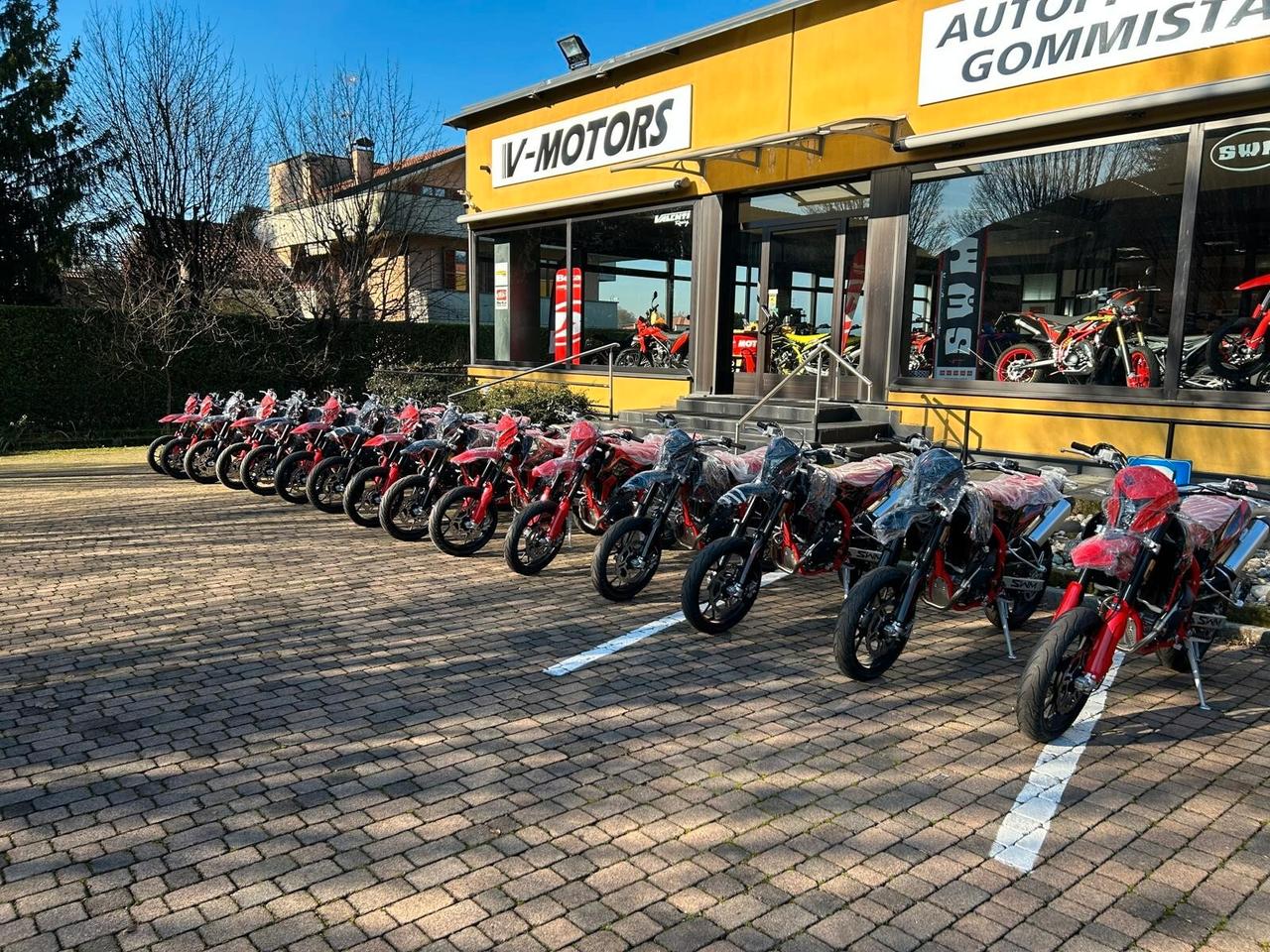 motard SM125 r 4tempi PREZZO PROMO FINO AL 30-04-2026