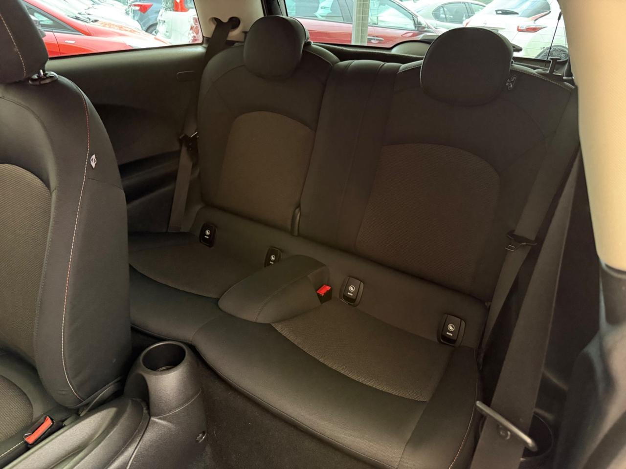 Mini Cooper 1.2 Benzina 75 CV