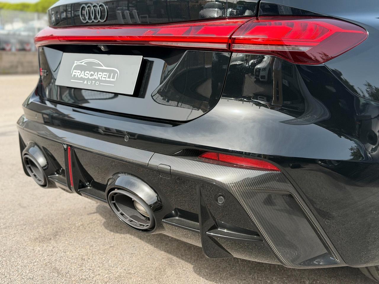 Audi RS5 2.9 Performance 639 CV /carbocera/pack carb/strafull