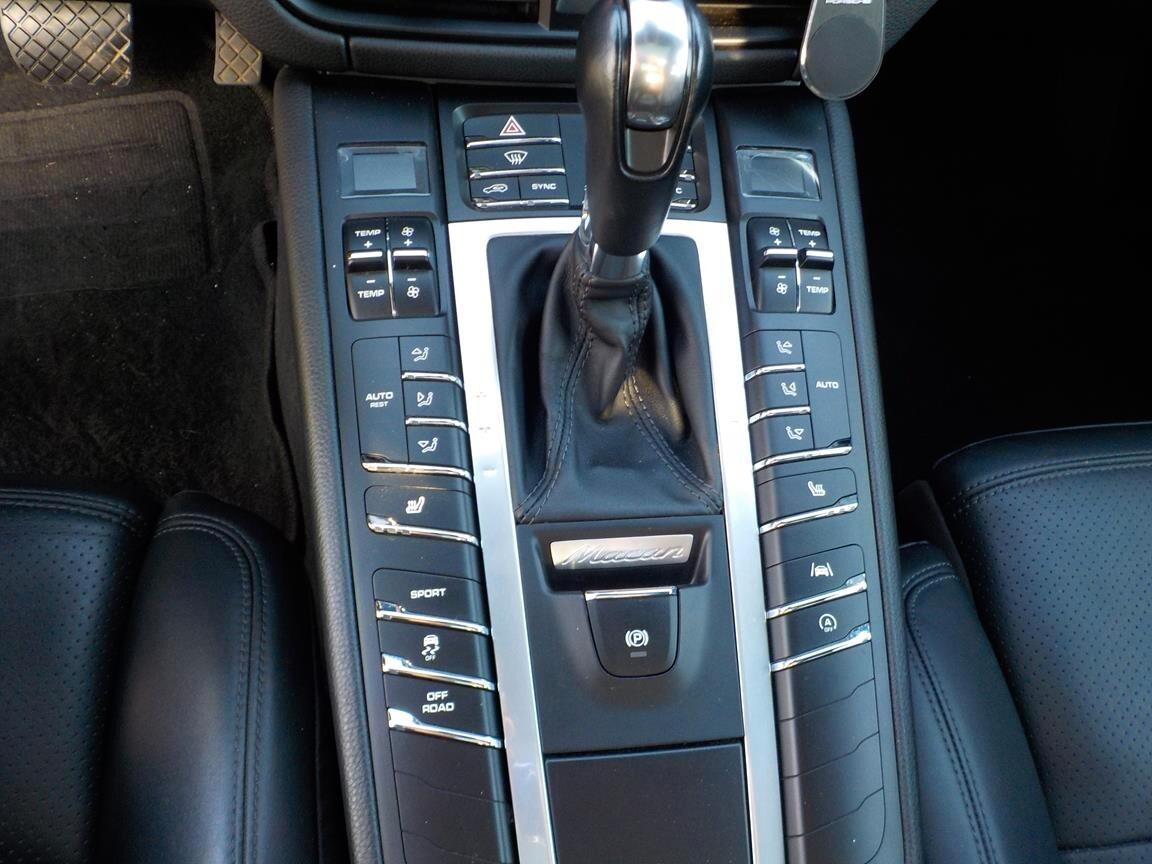 Porsche Macan 2.0 245 cv