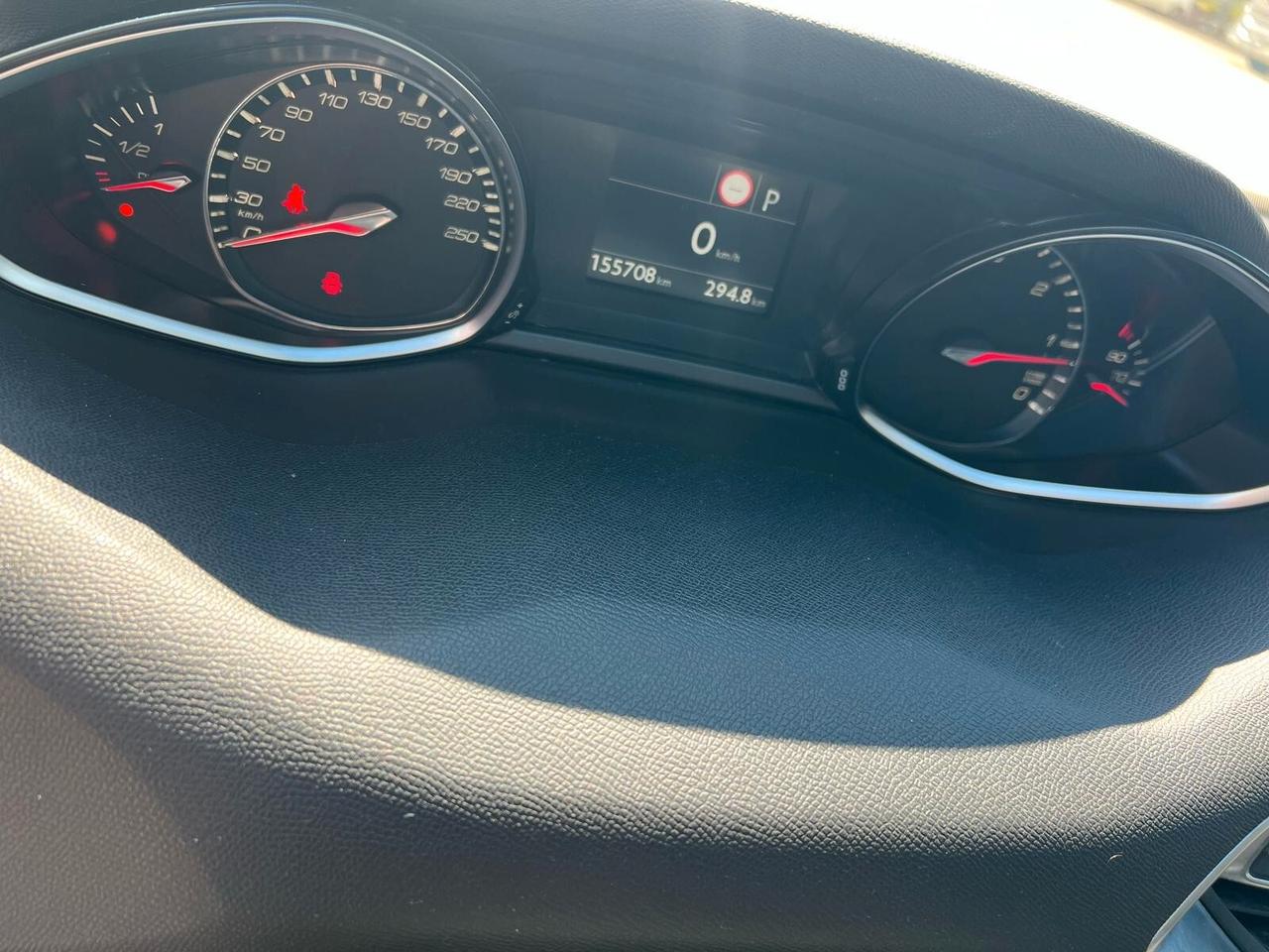 Peugeot 308 BlueHDi 130 S&S EAT8 SW Allure