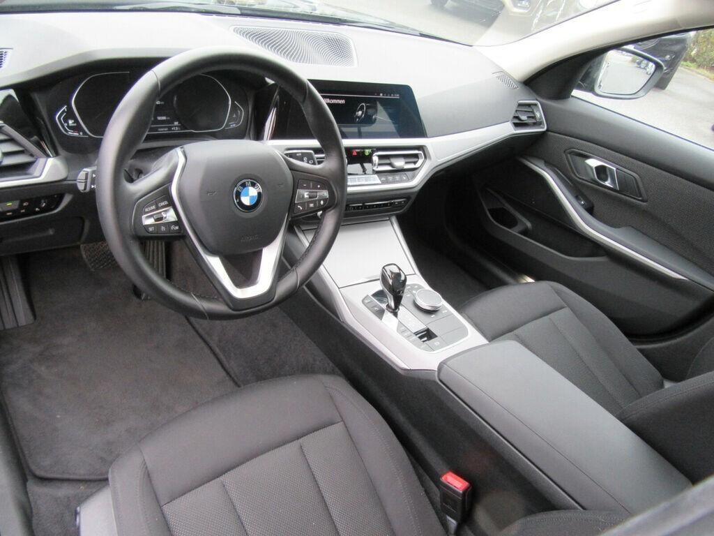 Bmw 320d 48V Touring Business Advantage