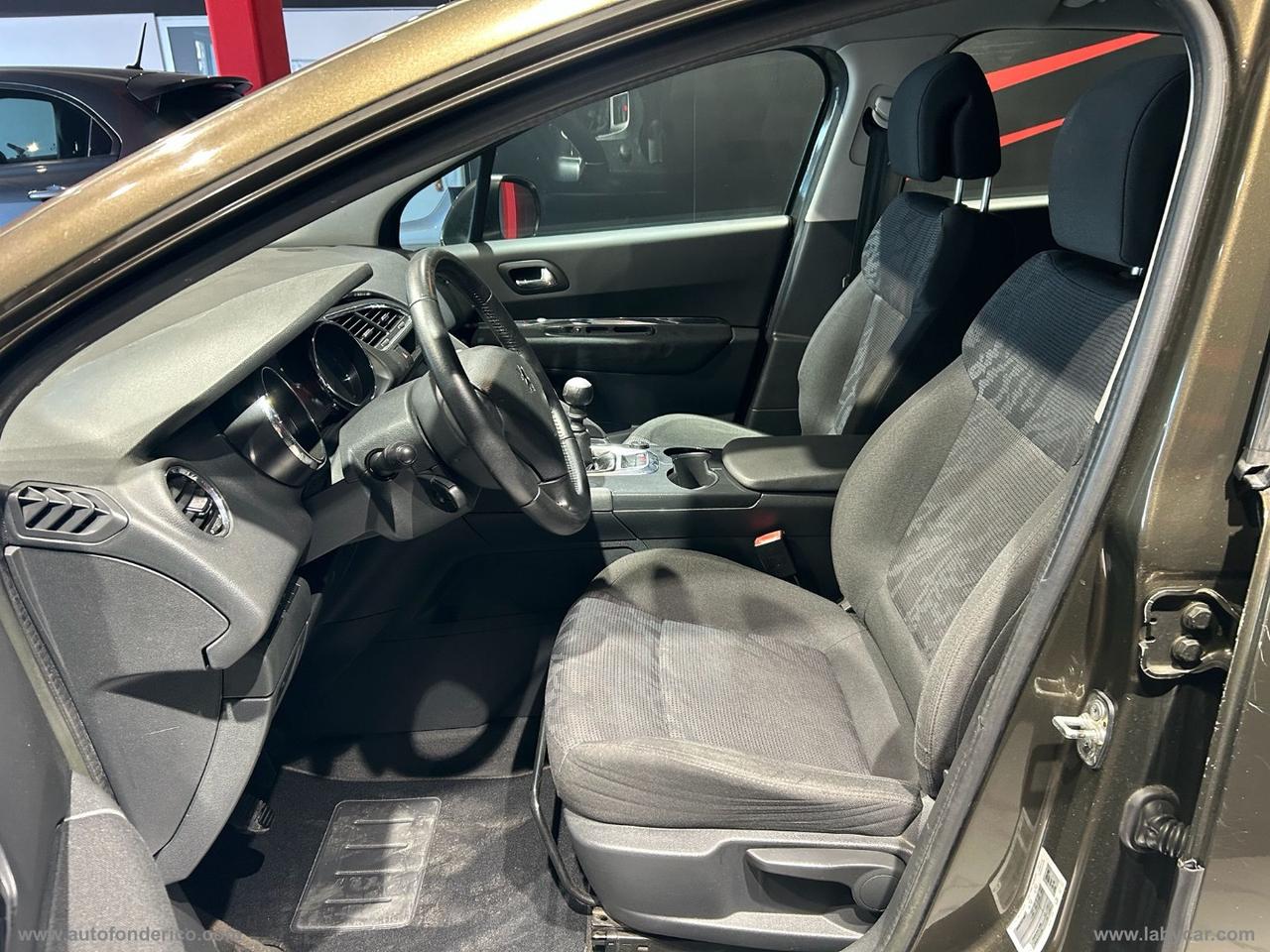 PEUGEOT 3008 1.6 HDi 112 CV Active