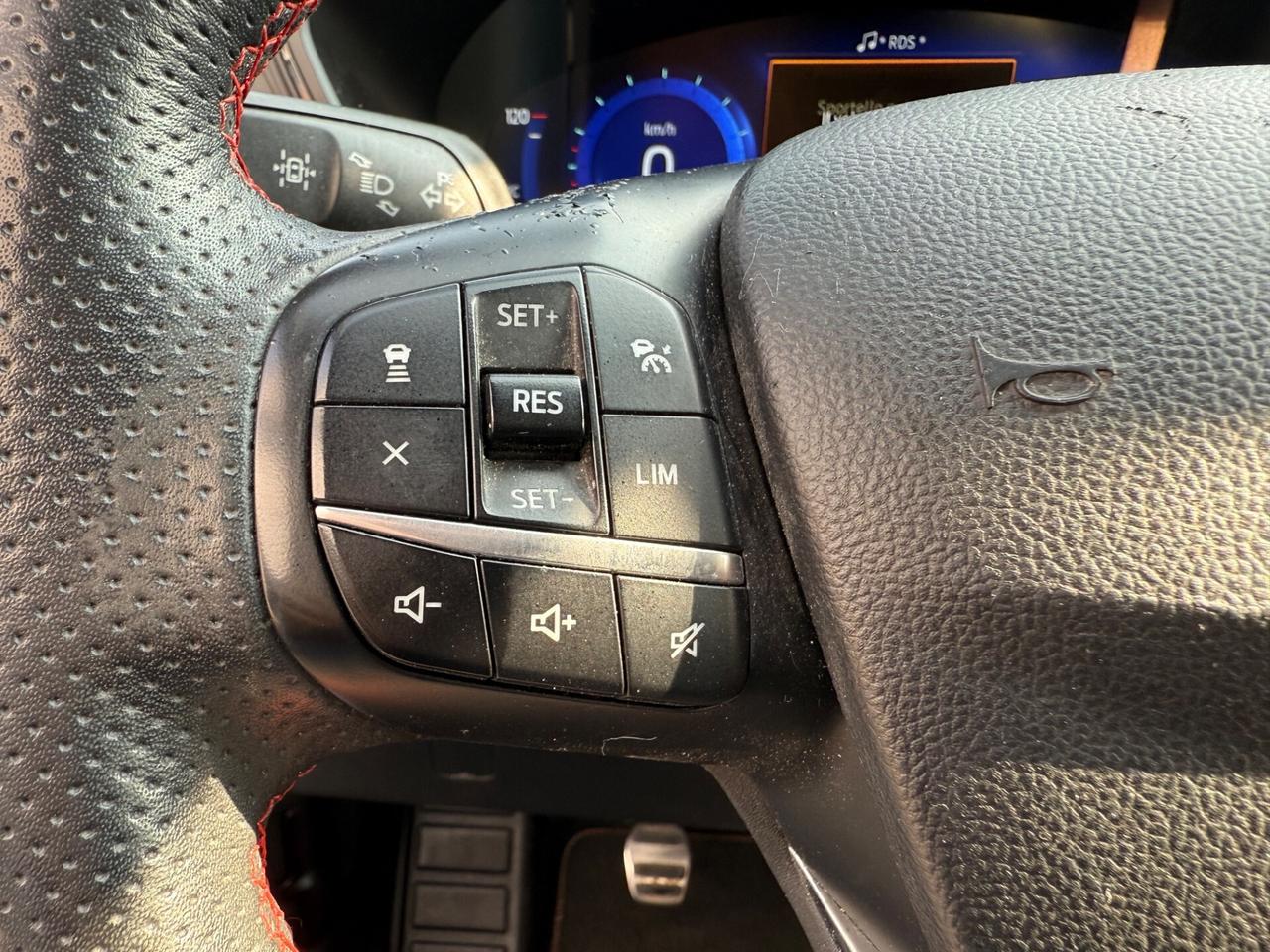 Ford Kuga 2.0 EcoBlue Hybrid 150 CV 2WD ST-Line