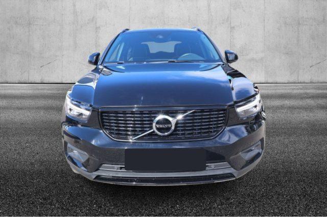 VOLVO XC40 T3 Geartronic R-design