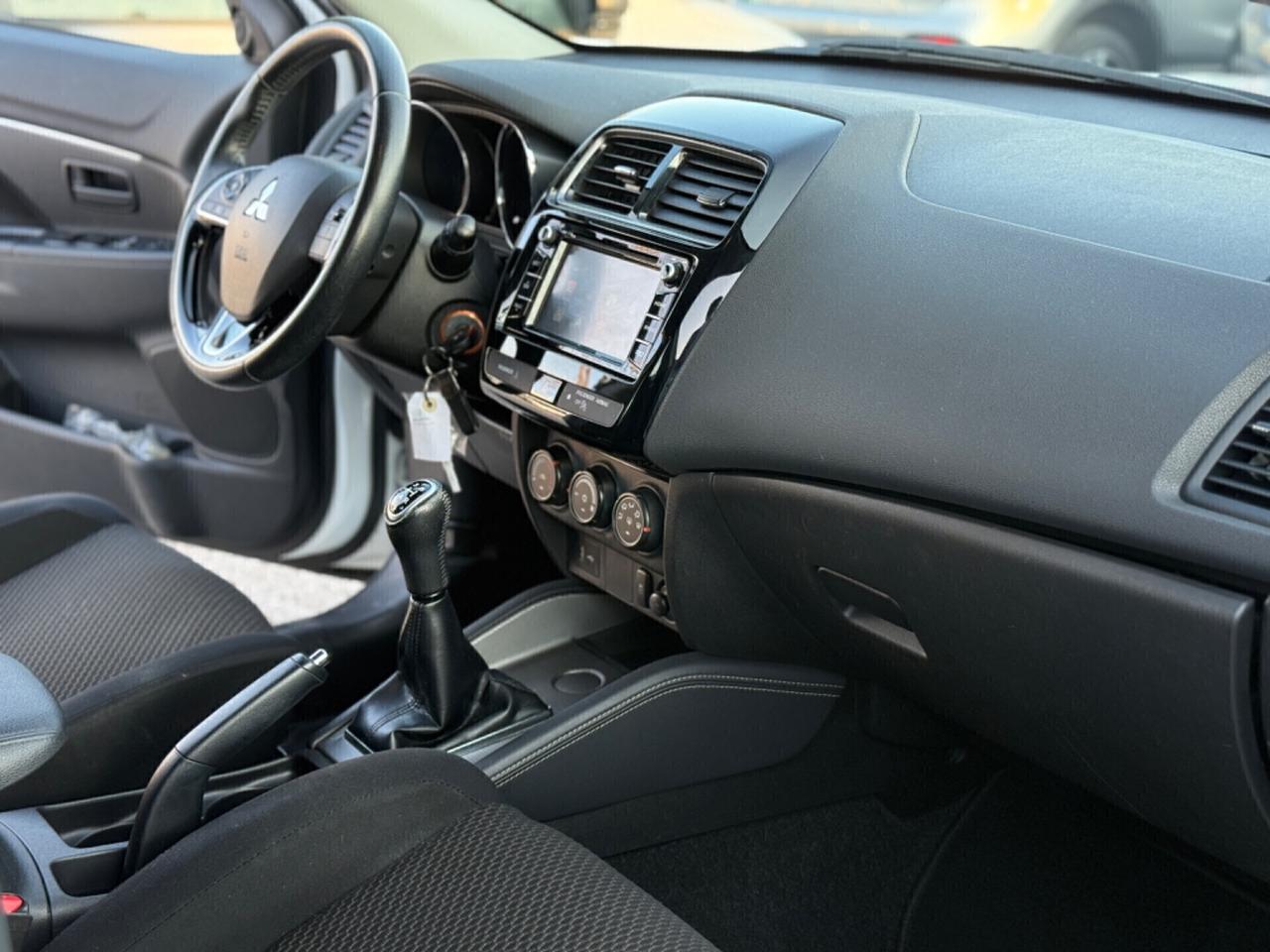 Mitsubishi ASX 1.6 2WD Inform Plus