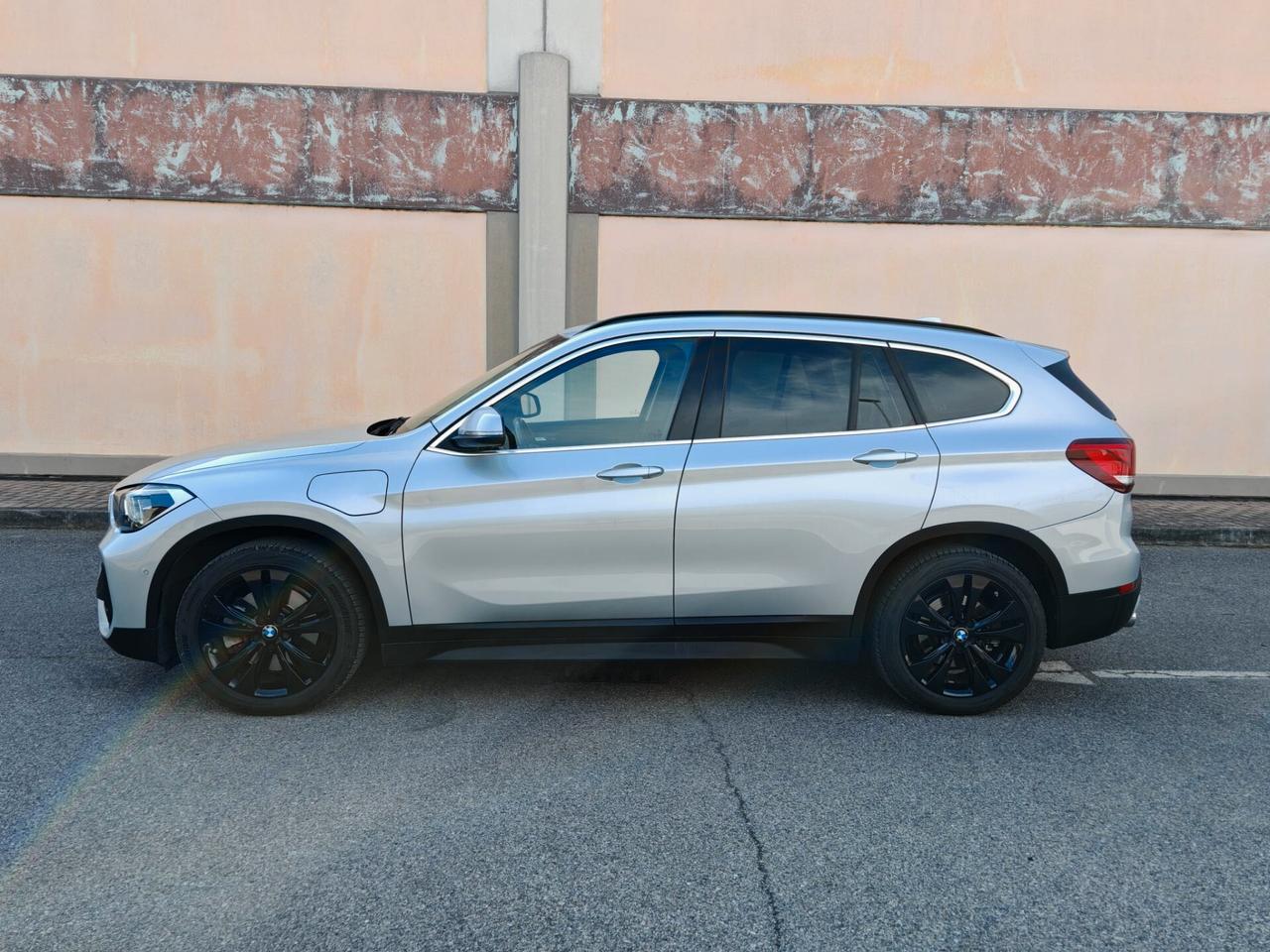 Bmw X1 XDRIVE BENZINA ELETTRICA UNICO PROPRIETARIO GARANZIA