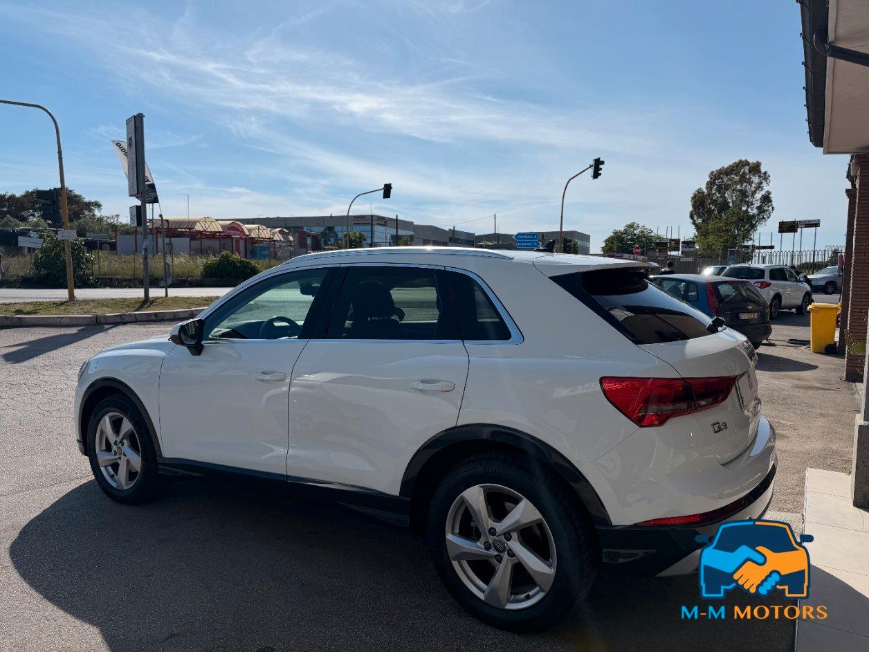 Audi Q3 35 2.0 tdi S line edition s-tronic
