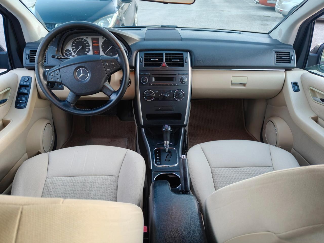 Mercedes-benz B 200 CDI Executive automatica