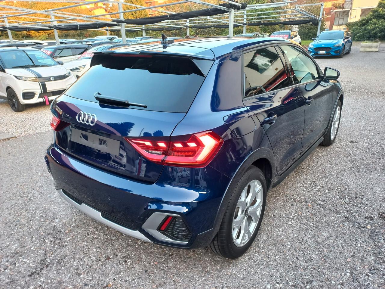 Audi A1 allstreet 30 TFSI Identity Contrast