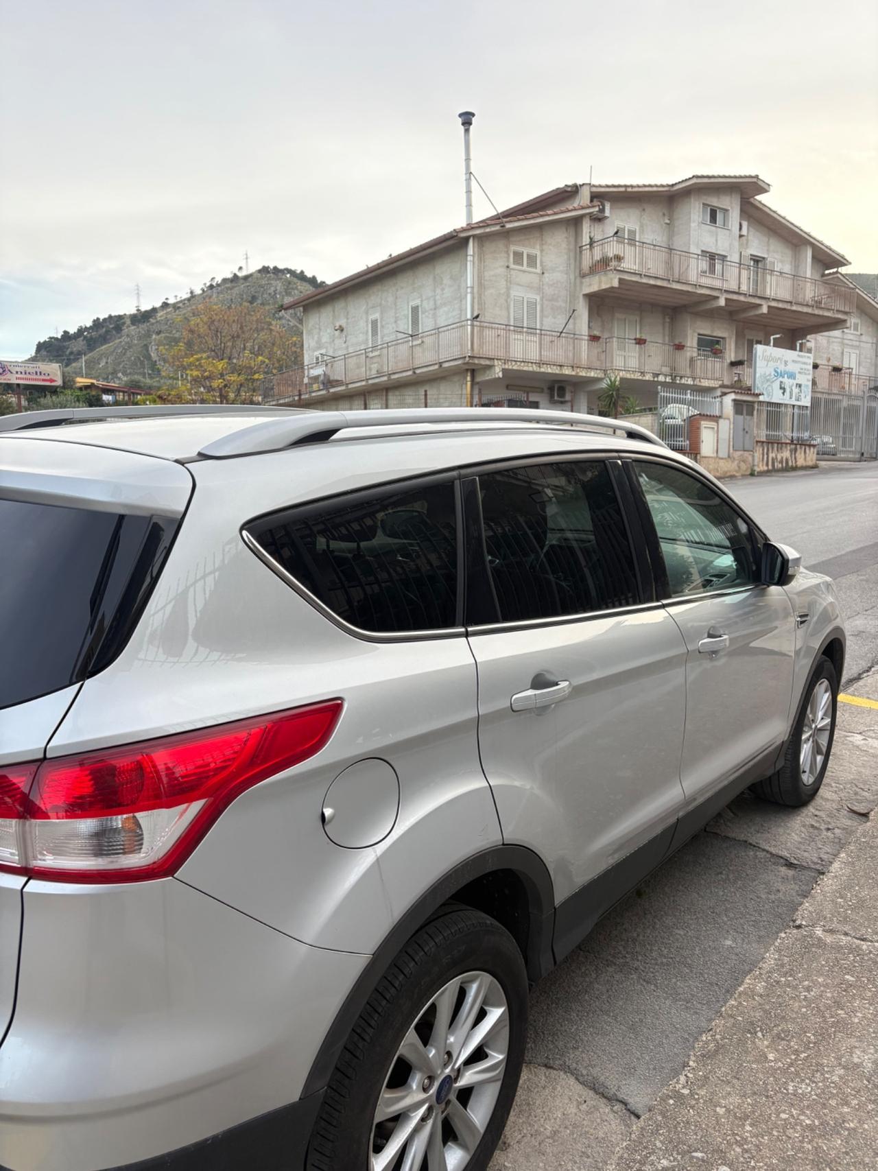 Ford Kuga 2.0 TDCI 150 CV 4WD IVA ESPOSTA