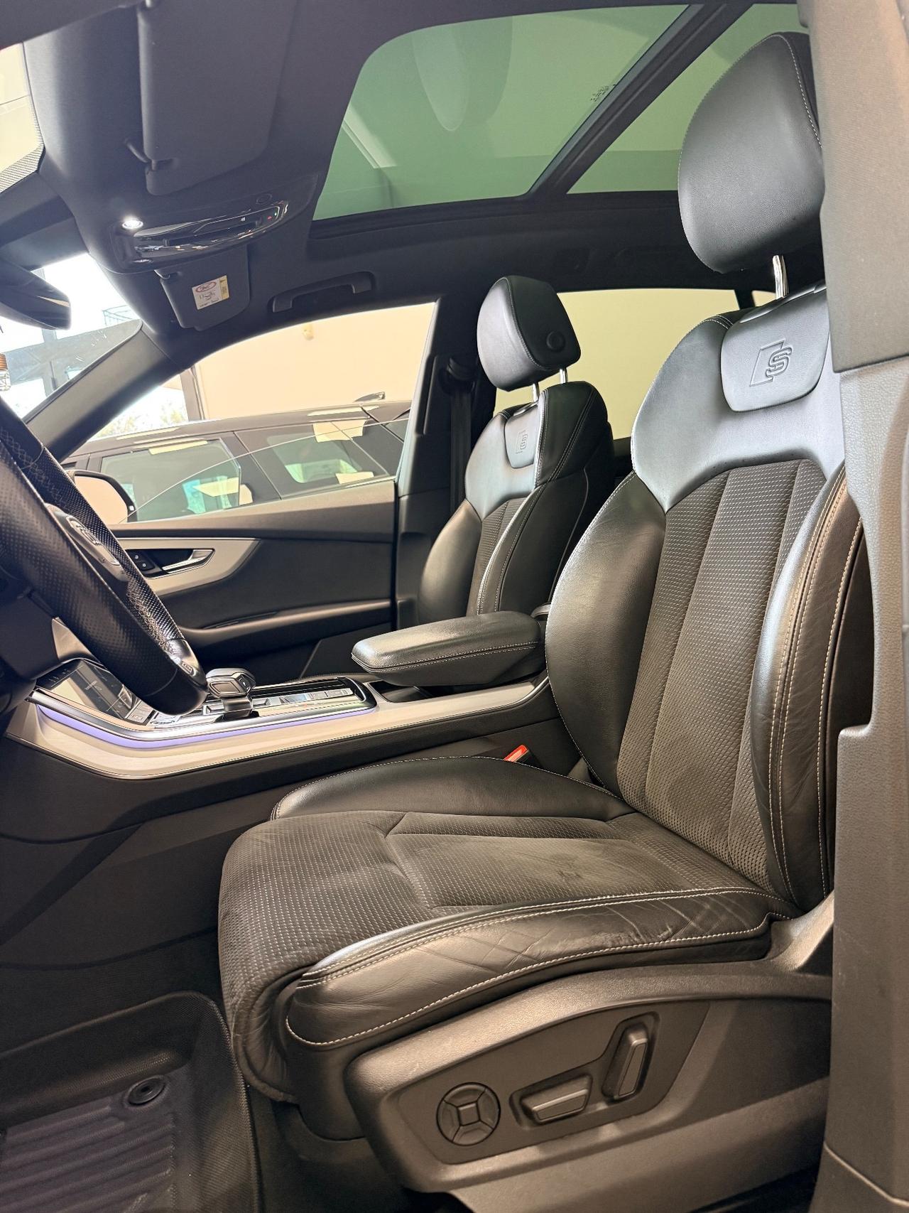 Audi Q8 50 TDI mhev (diesel/elettrica)286 CV quattro tiptronic Sport S-LINE,TETTO APRIBILE.LUCI SOFFUSE,