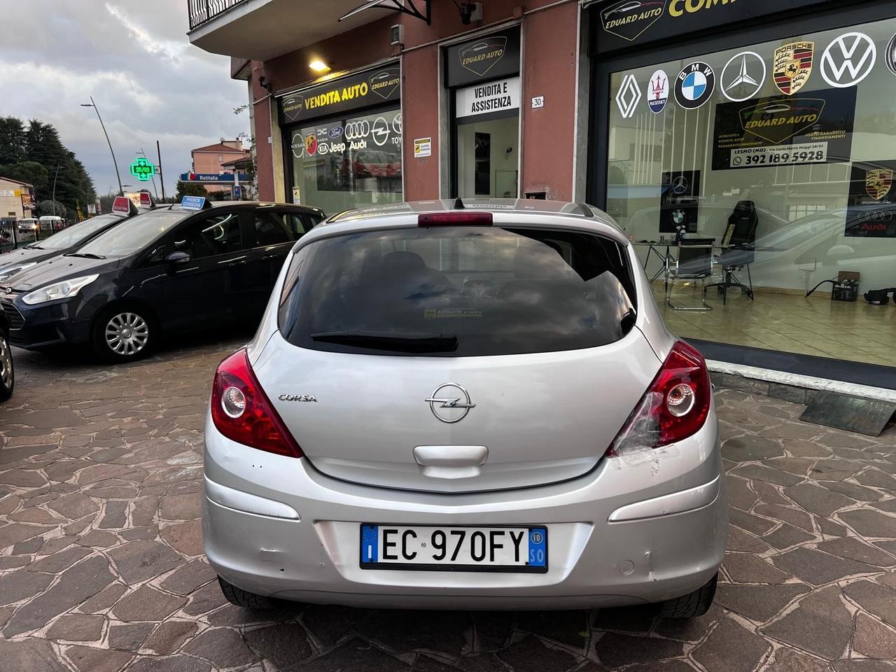 Opel Corsa 1.2 3 porte Sport