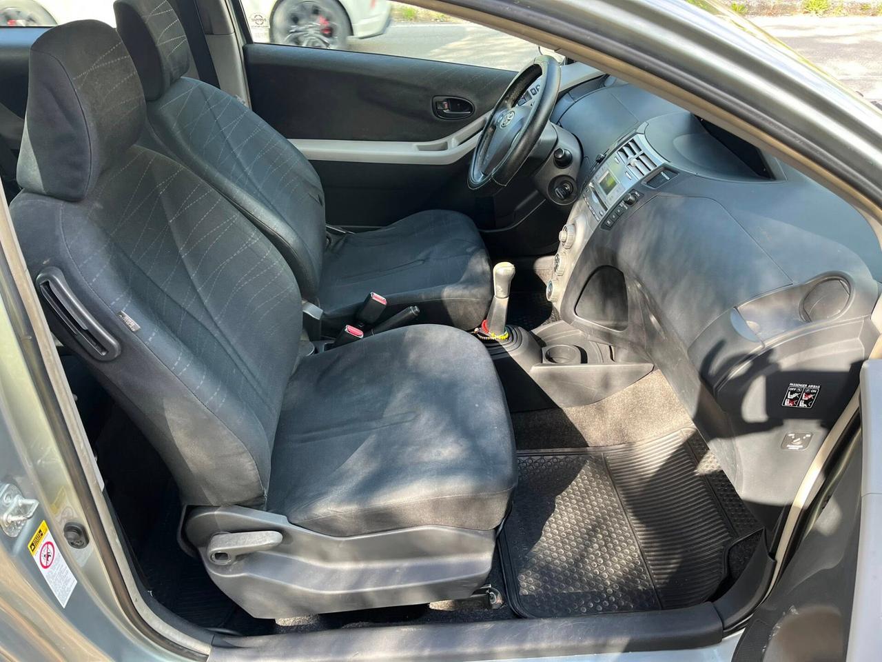 Toyota Yaris 1.4 D-4D 90CV 3 porte Sol