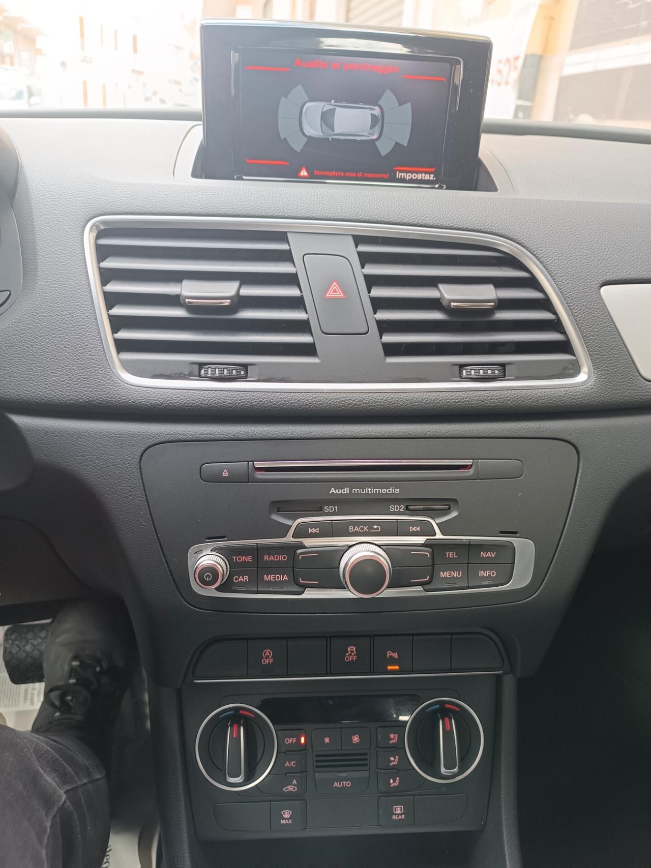 Audi Q3 2.0 TDI 150 CV S tronic Sport