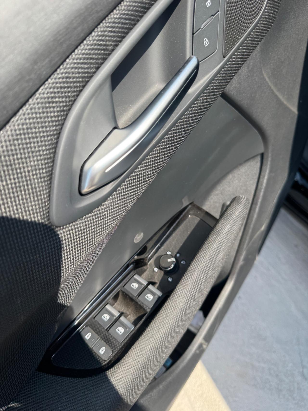 Audi Q3 TDI S tronic S-line edition