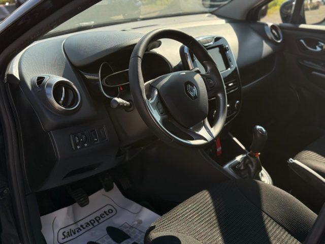RENAULT Clio 1.2 75CV 5 porte Costume National
