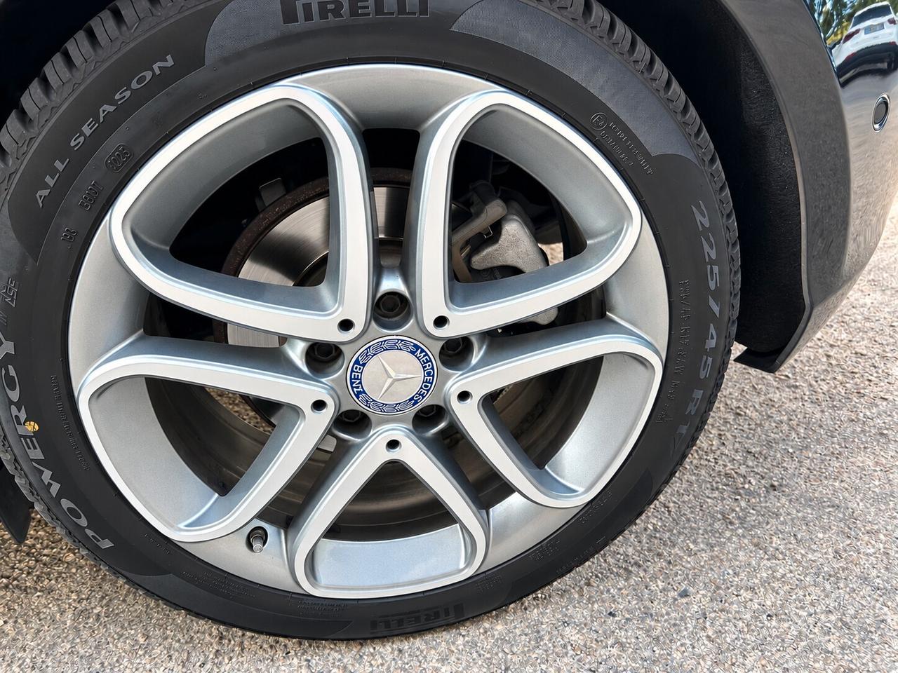 Mercedes-benz A 200 d Premium