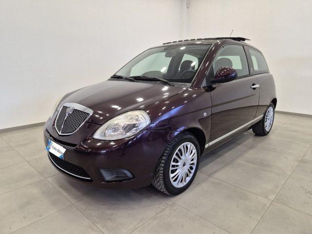 LANCIA Ypsilon 1.2 Oro - NEOPAT. - UNIPROPR. - Tetto