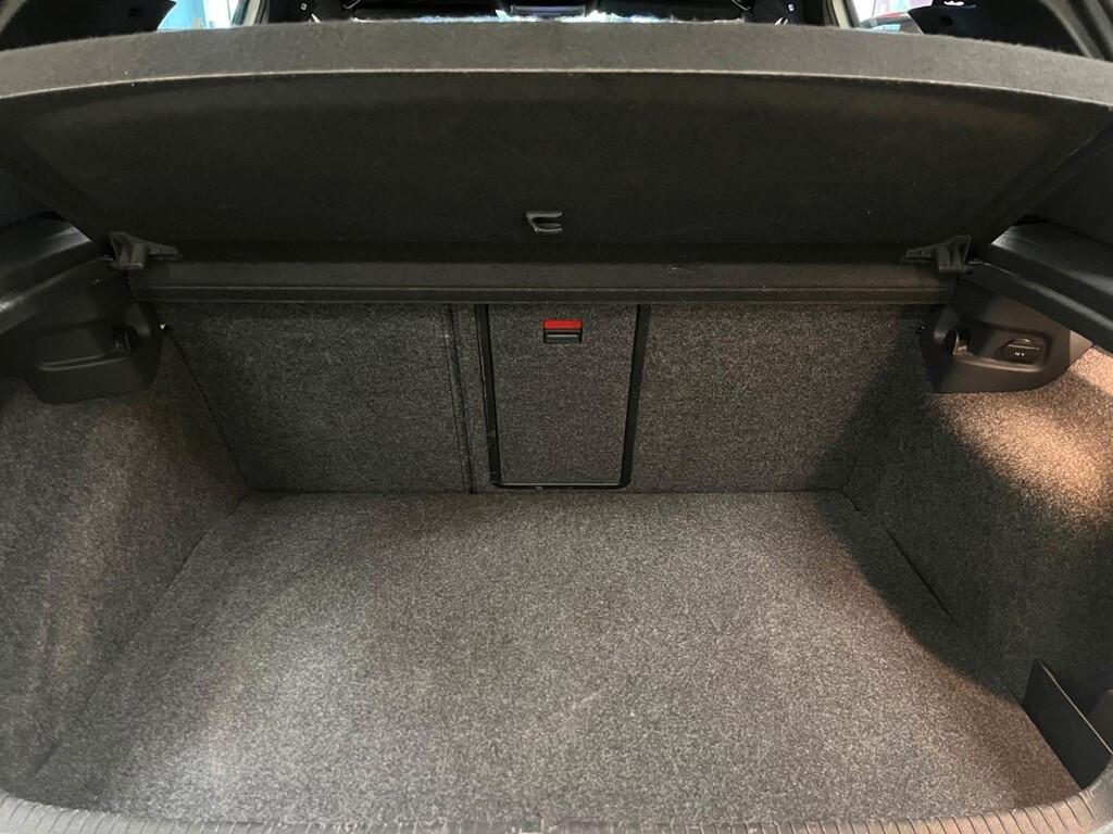Volkswagen Golf 2.0 TSI 5p. GTI