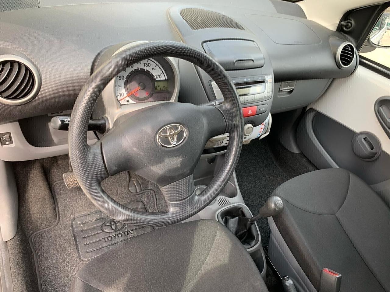 Toyota Aygo 1.0 NEO-PAT unico-propr 66.500km