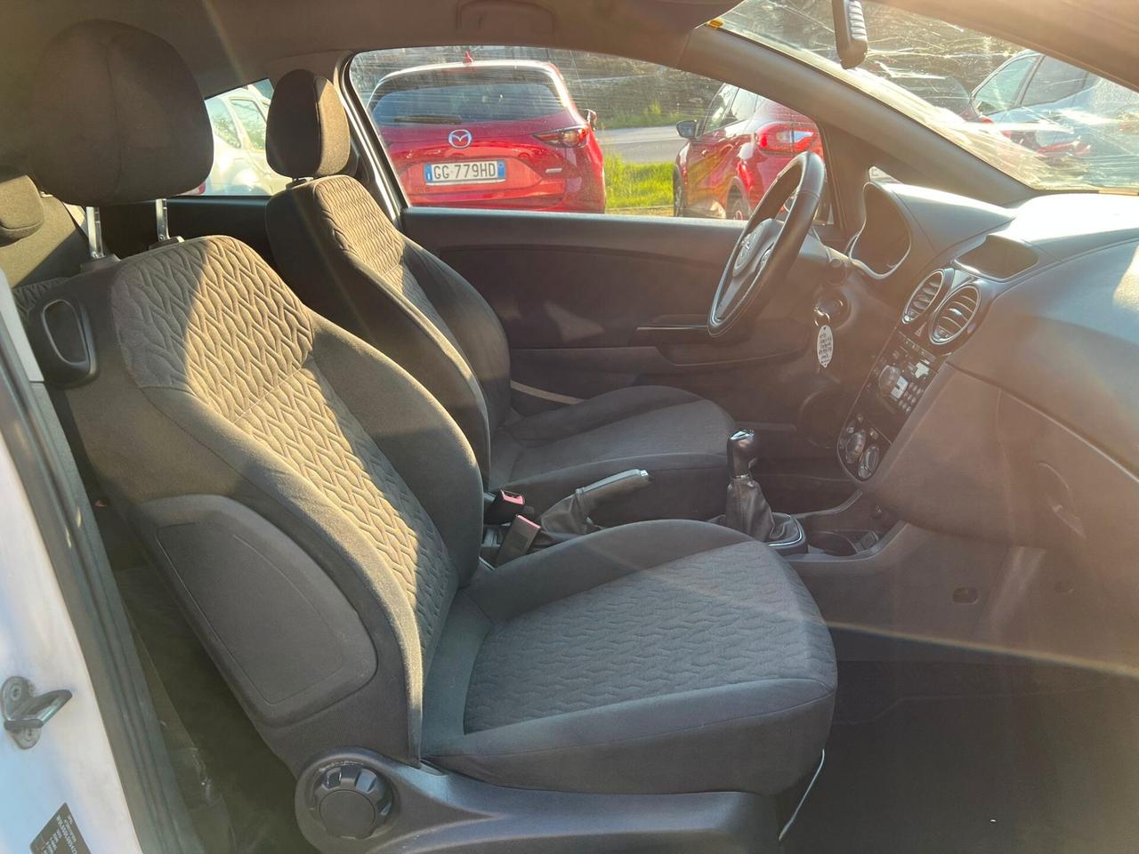 Opel Corsa 1.4 16V 3 porte Edition