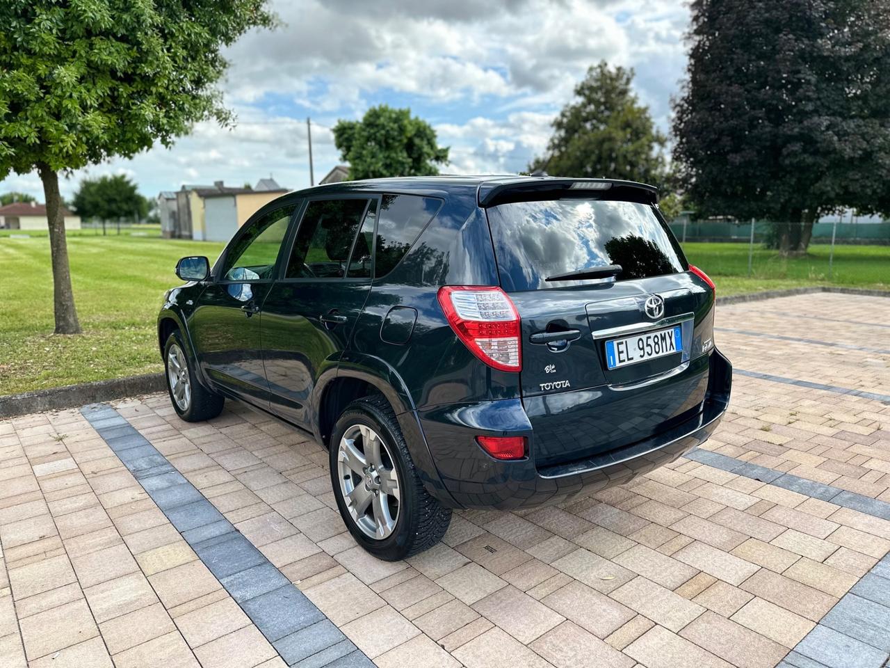 Toyota RAV 4 RAV4 Crossover 2.2 D-Cat 4X4 A/T 150 CV Style