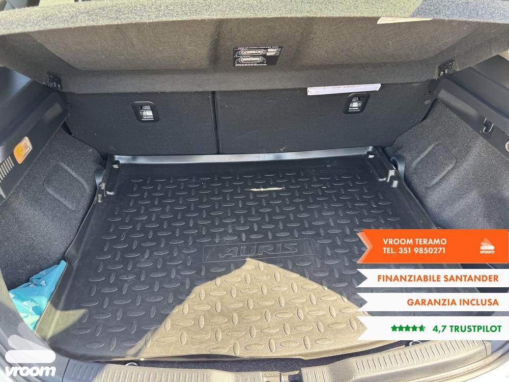TOYOTA Auris 1.4 D-4D Lounge Garanzia ufficiale