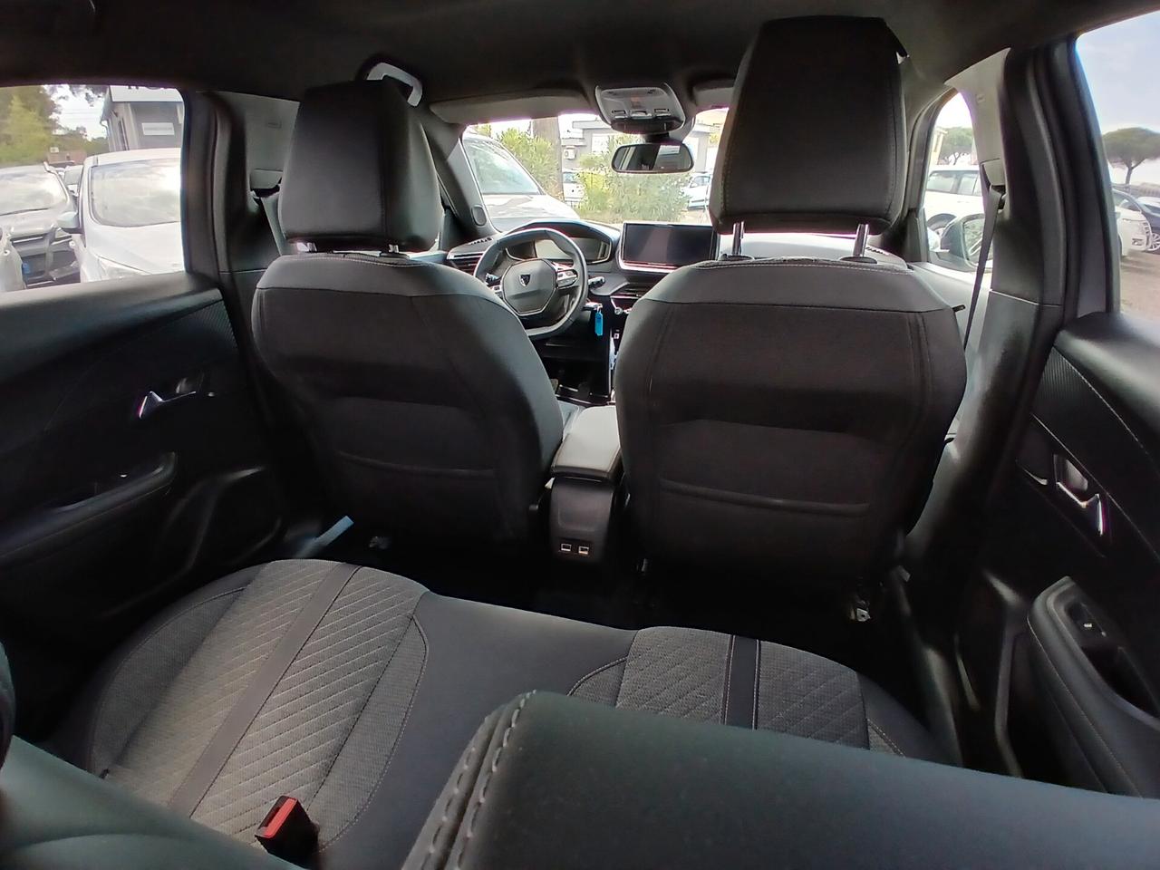 Peugeot 2008 PureTech 100 S&S Allure