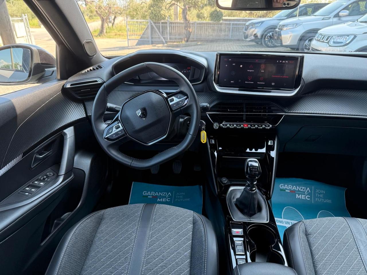 Peugeot 2008 PureTech 100 S&S Allure - ok neopatentati -
